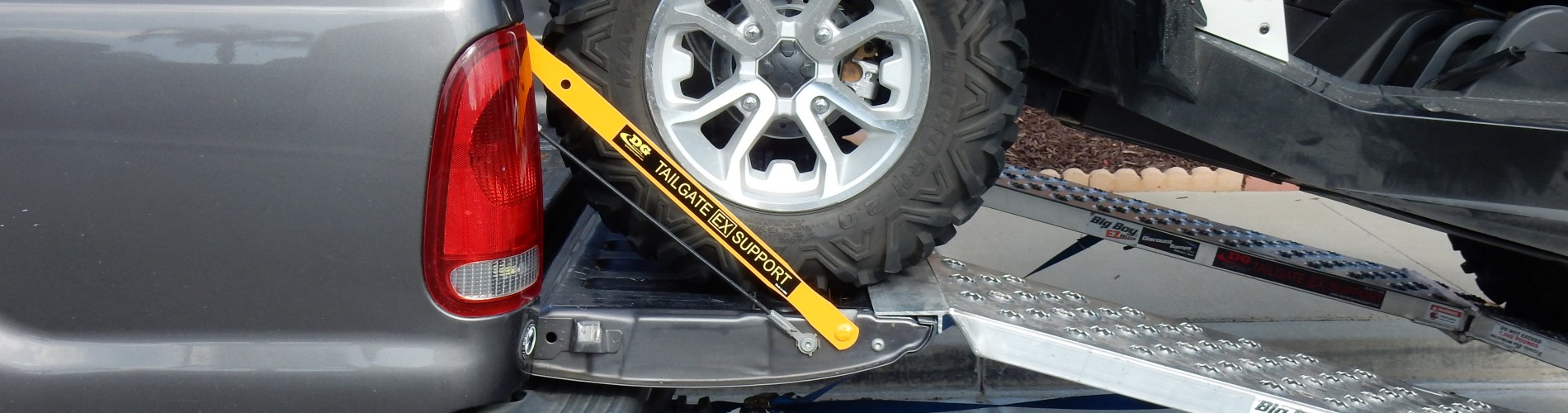 DG Manufacturing. Tailgate Support Bars